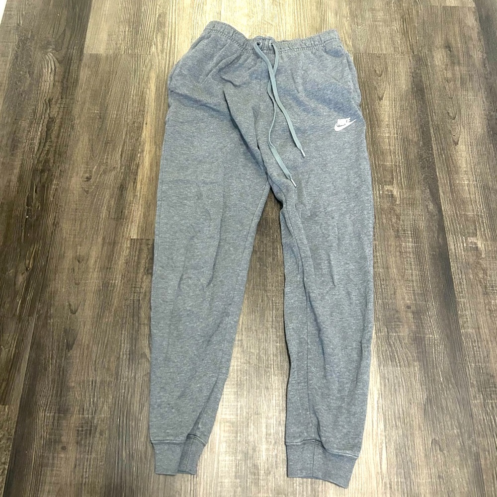Nike women’s XS gray sweatpants